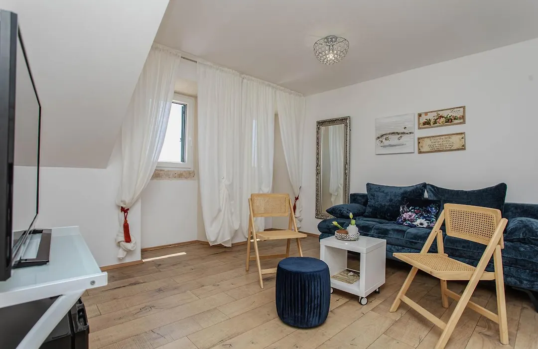Guesthouse Mimbelli-1